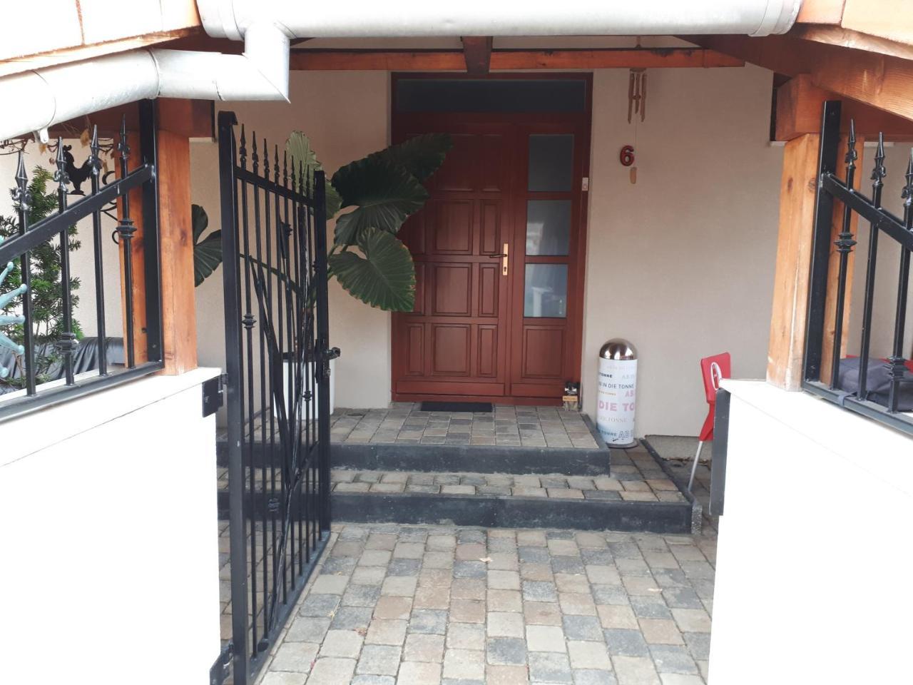 Kertvarosi Apartman Tiszaujvaros Exterior photo